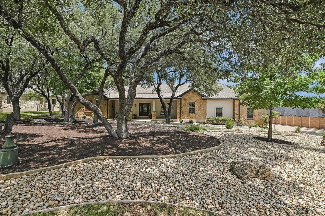 Photo of 524 Highland Spring LN