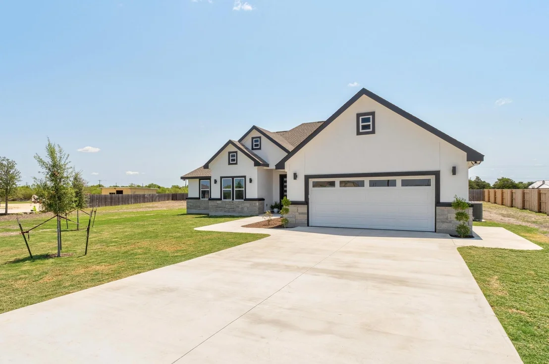 Photo of 123 Bianca CIR