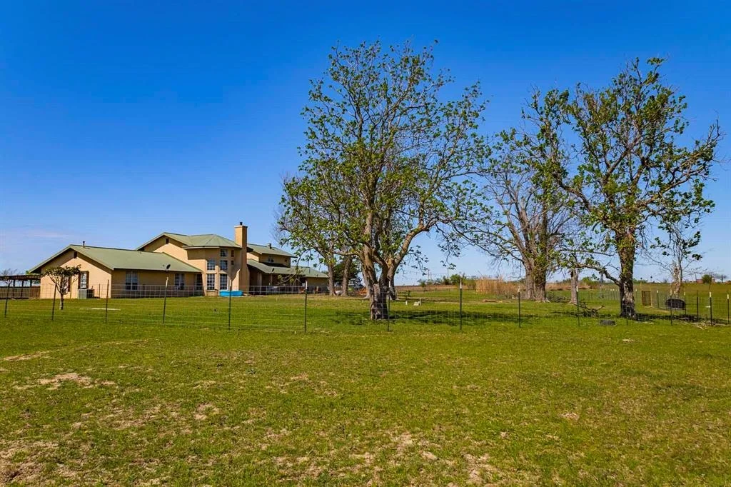 Photo of 1150 County Road 405