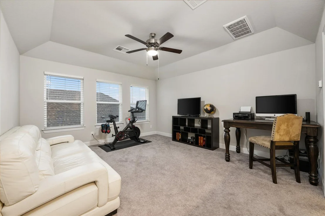 Photo of 2108 Ambling TRL