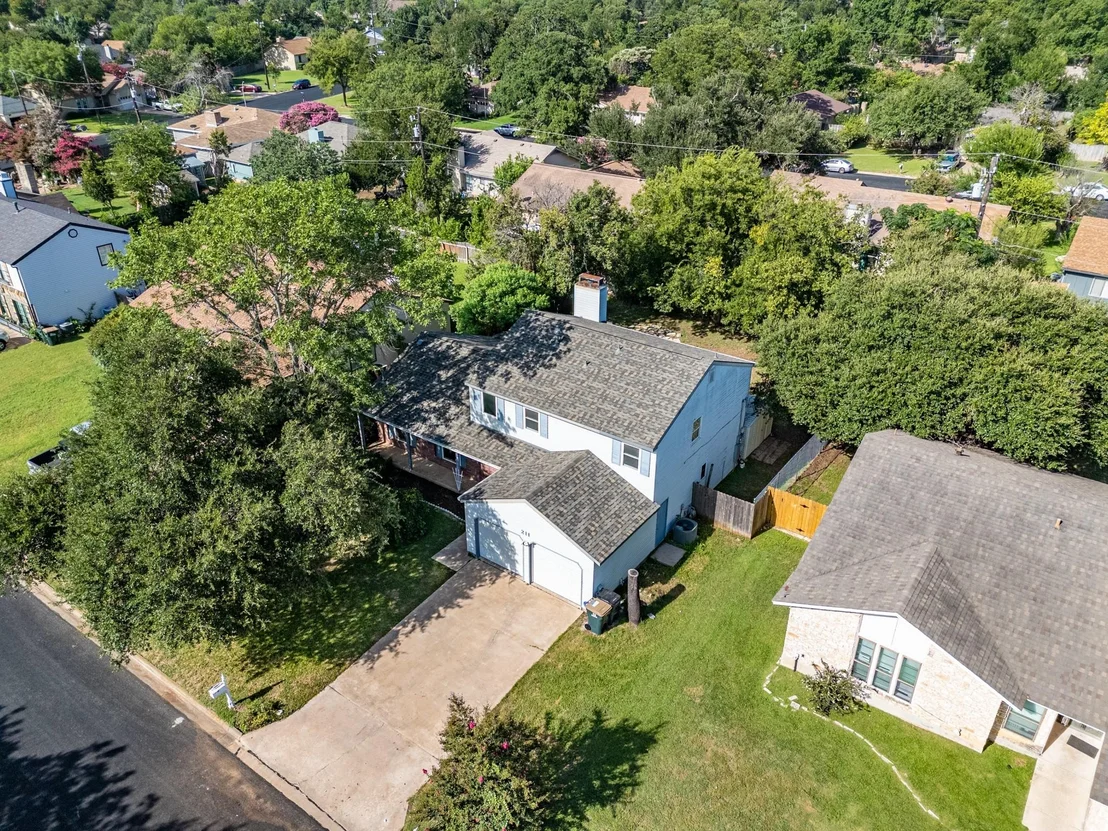 Photo of 211 Woodmont DR
