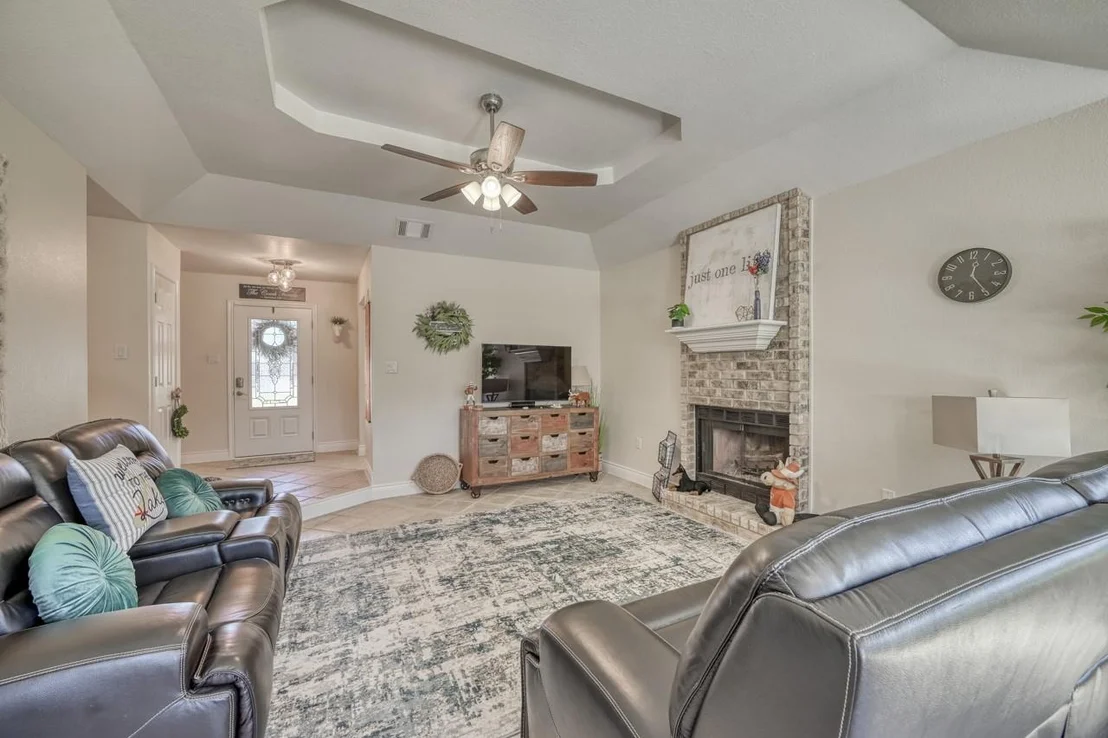 Photo of 507 N Beach DR