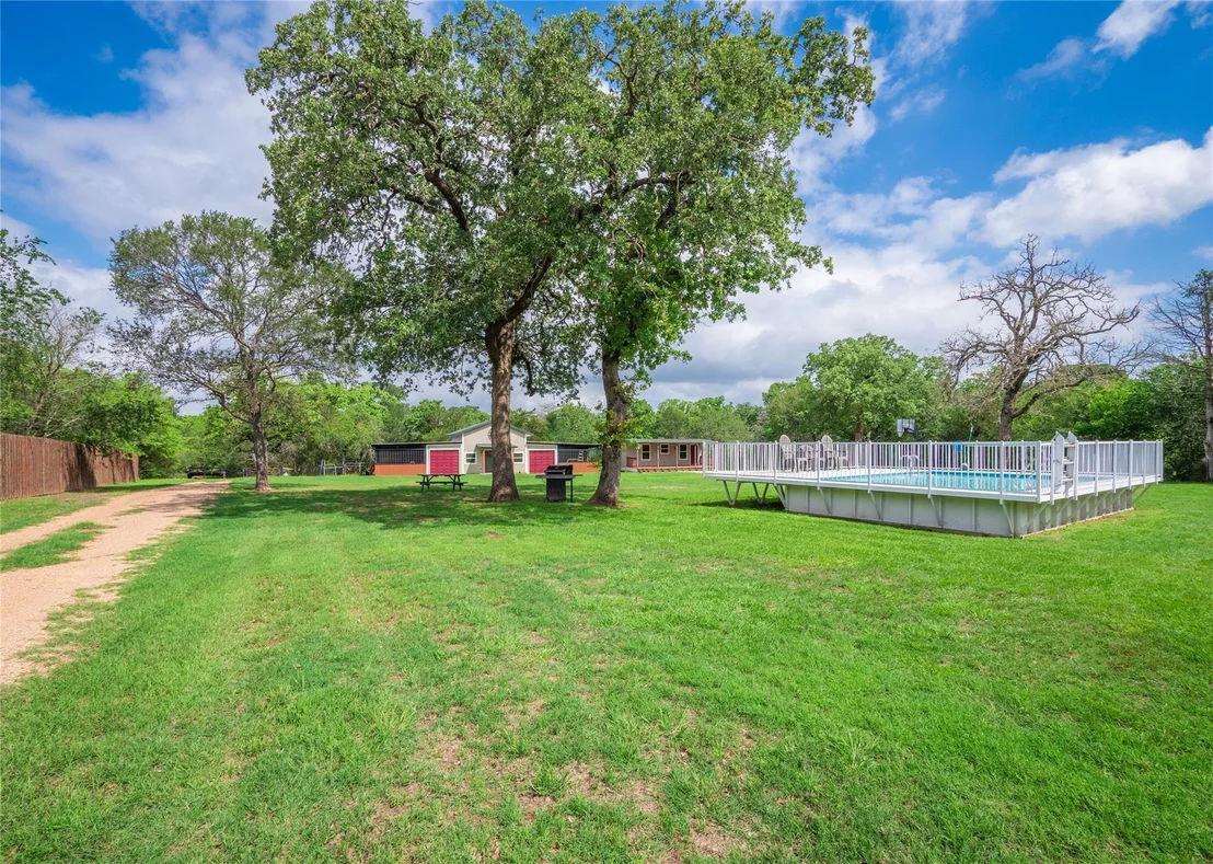 Photo of 279 Highline DR