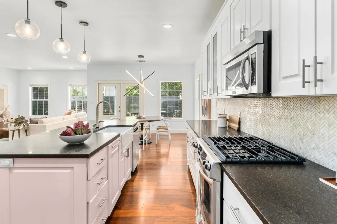 Photo of 3612 Oakmont BLVD
