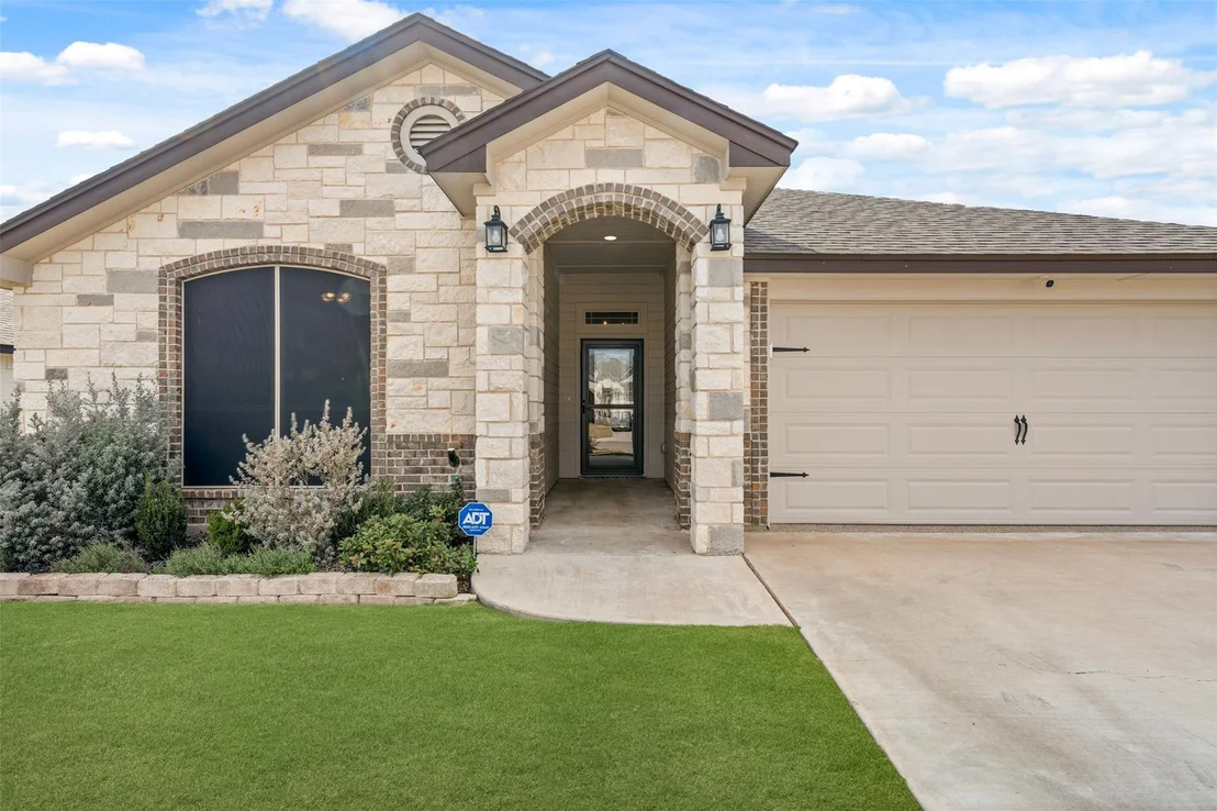 Photo of 2636 Cedar Glen DR