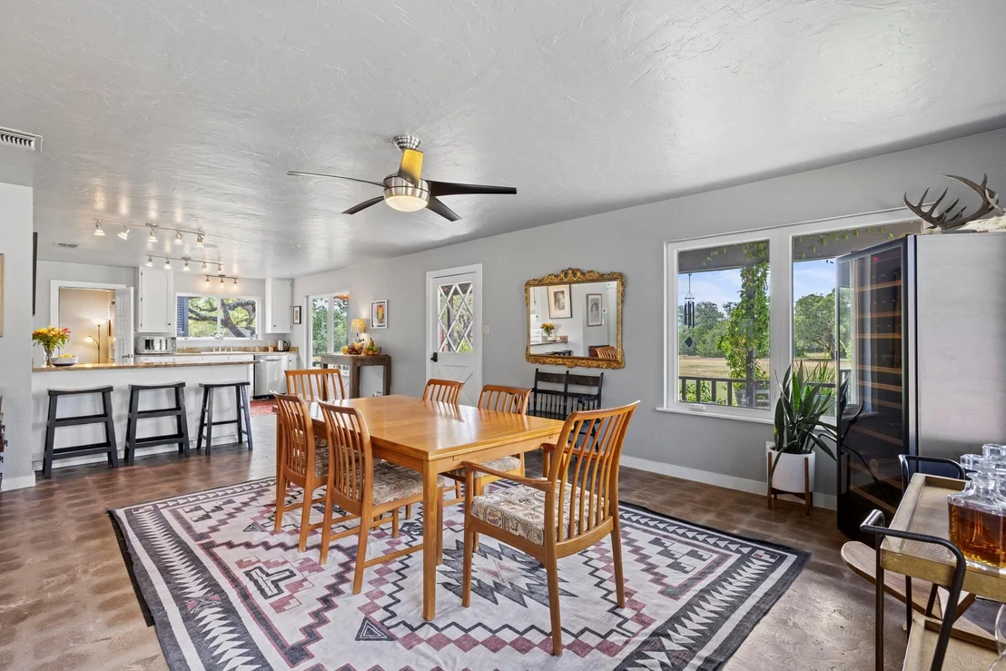 Photo of 713 Ranch Road 1320