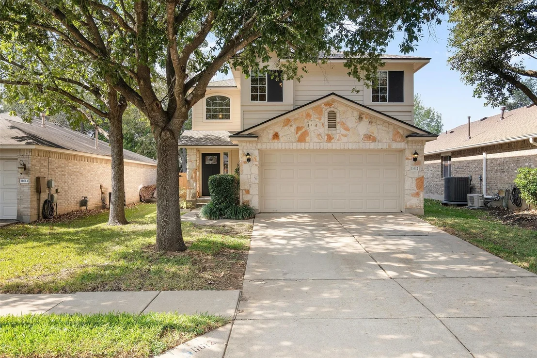 Photo of 11612 Bruce Jenner LN