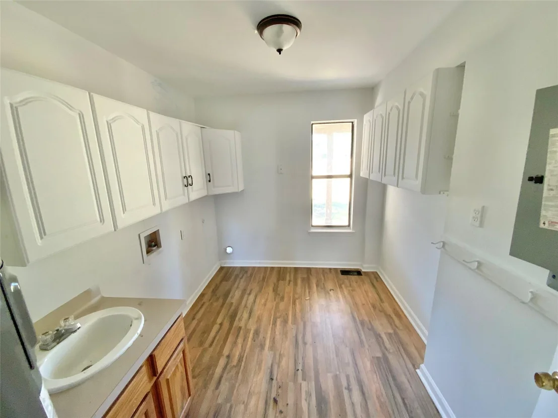 Photo of 289 Flaming Oak DR