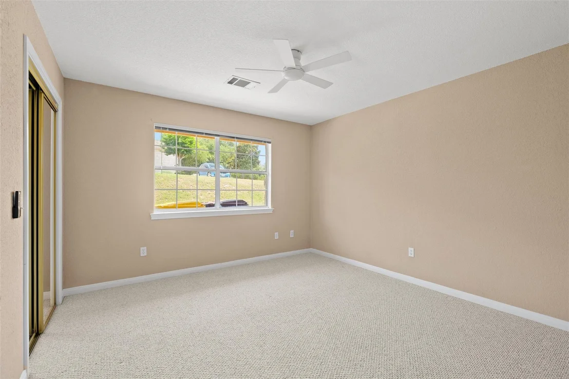 Photo of 115 Greenridge LN