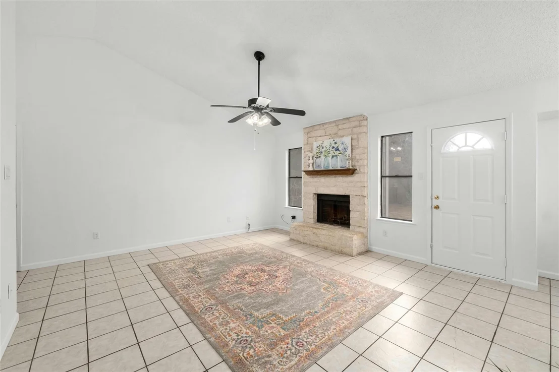 Photo of 2305 QUICKSILVER BLVD