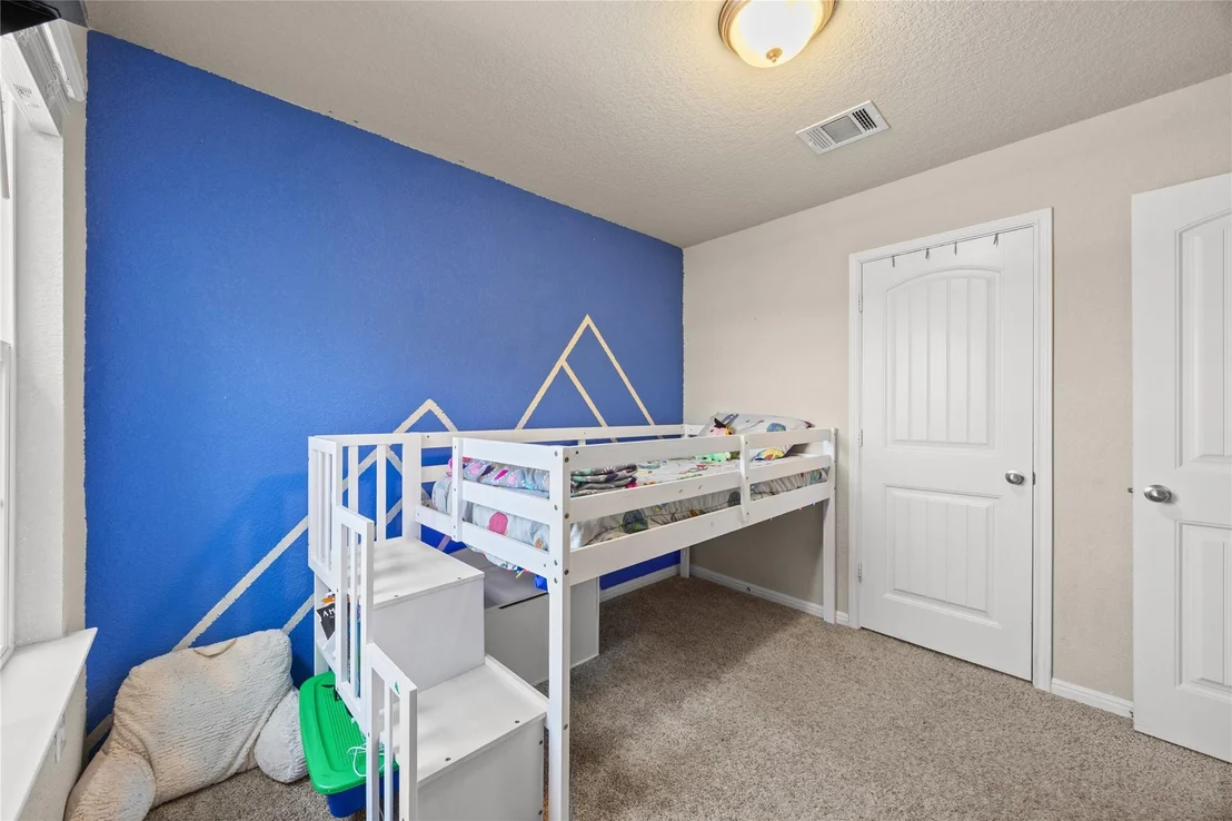 Photo of 304 Dubina Ave