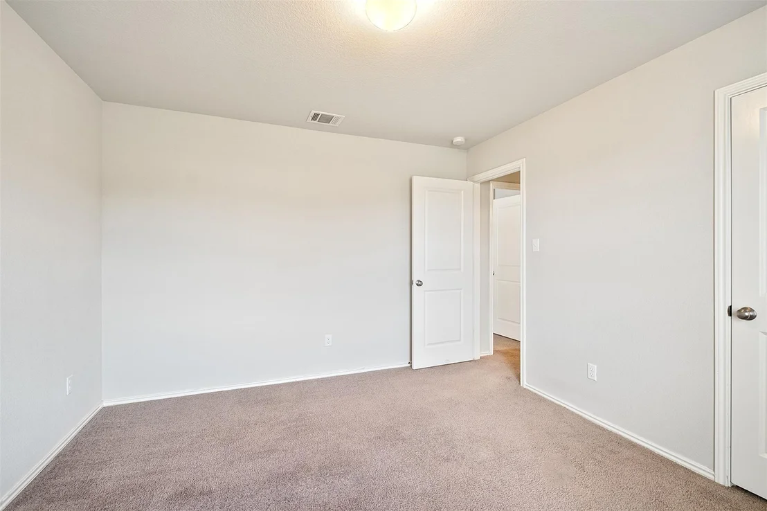 Photo of 285 Moon Stone TRL