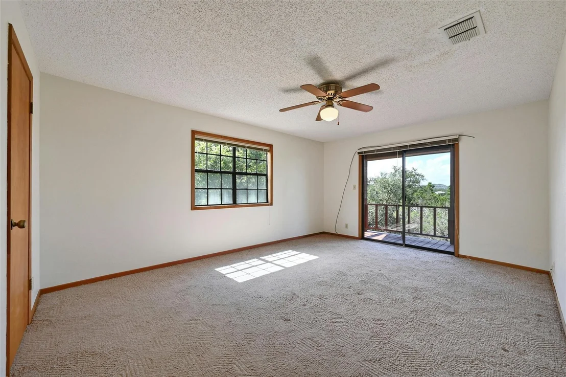 Photo of 115 Cedar Springs DR