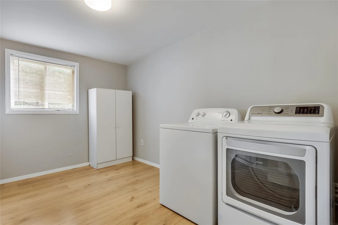 Photo of 1105 Farm ST