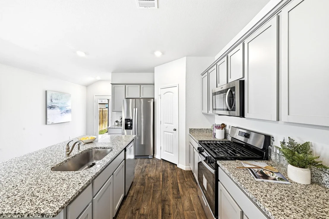 Photo of 643 Evergreen Sumac LOOP