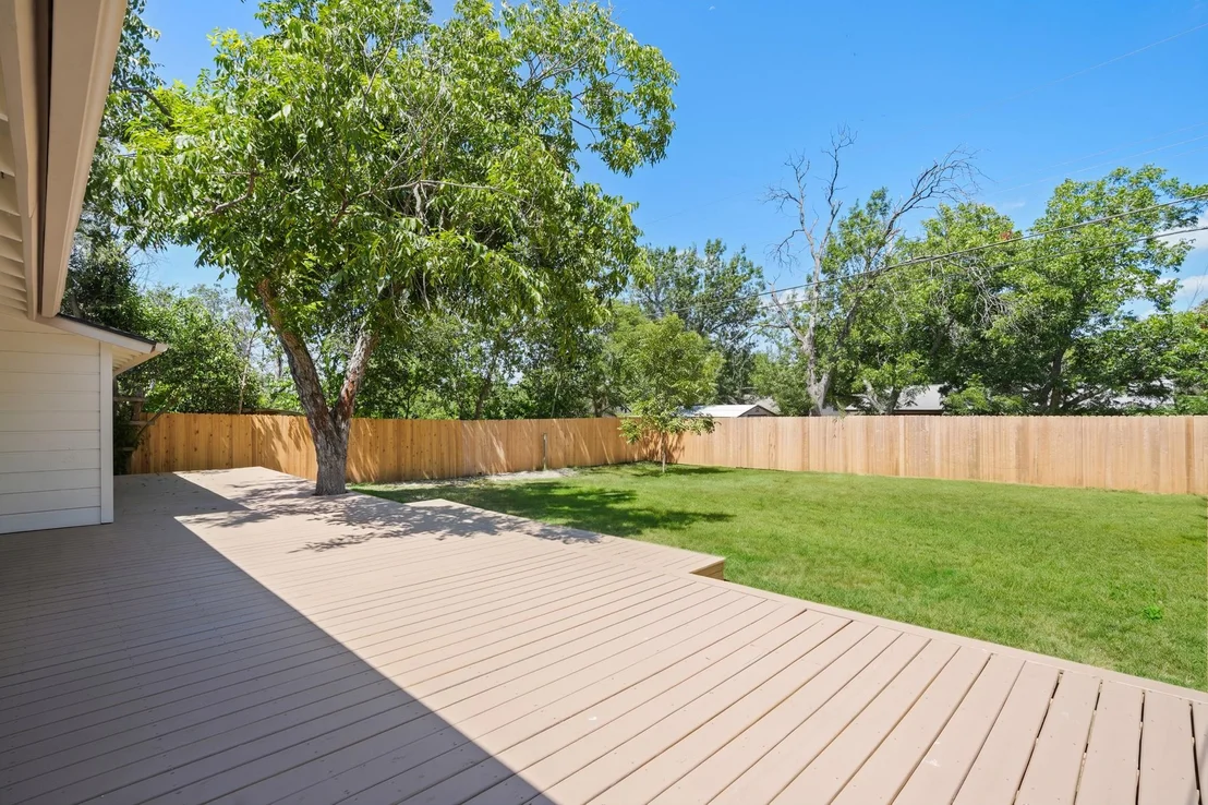 Photo of 7010 Miranda DR