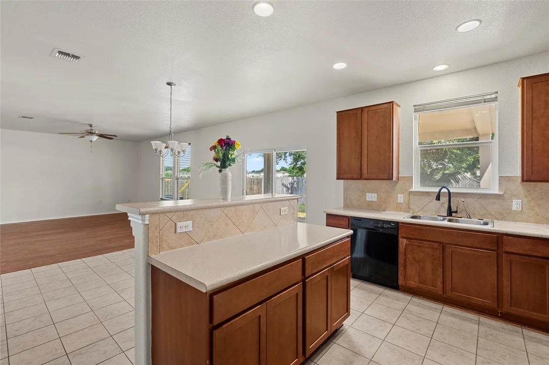 Photo of 8613 Capitol View DR