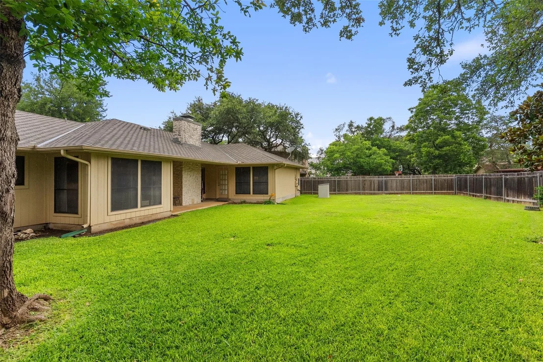 Photo of 1409 Thaddeus CV