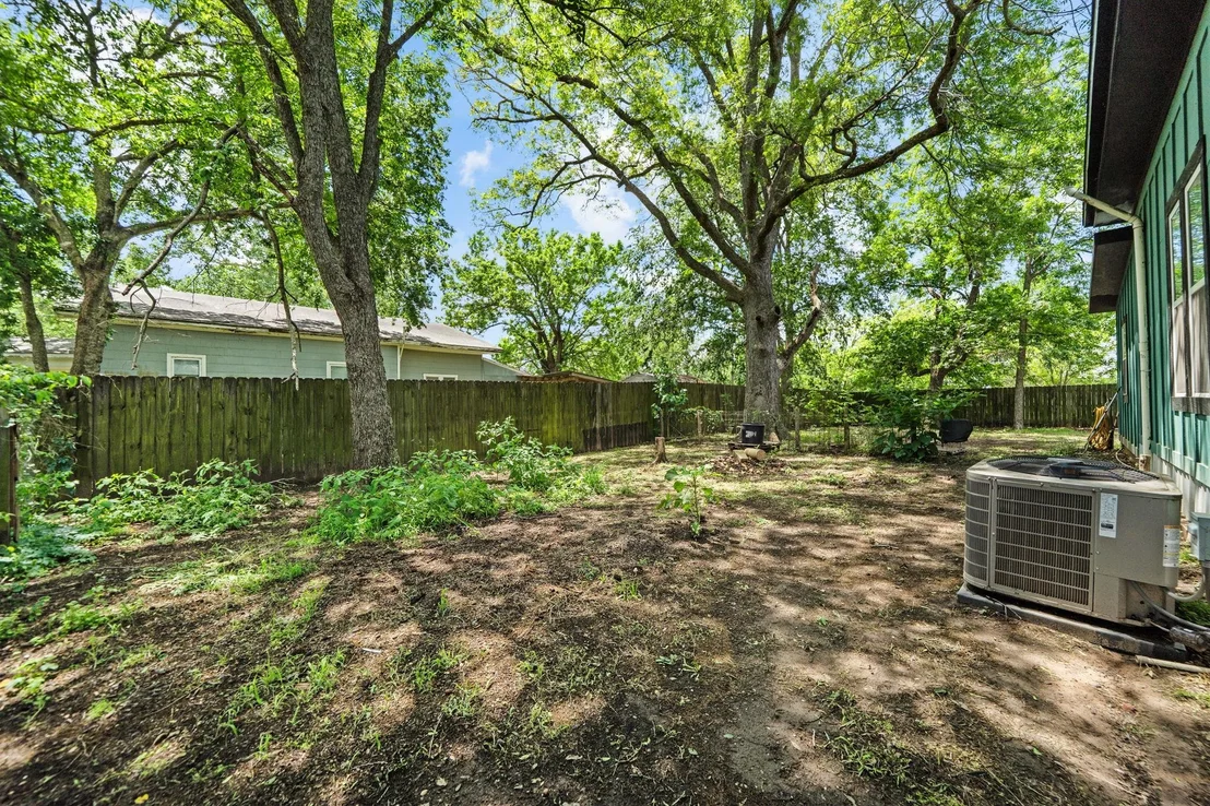 Photo of 604 Avenue B