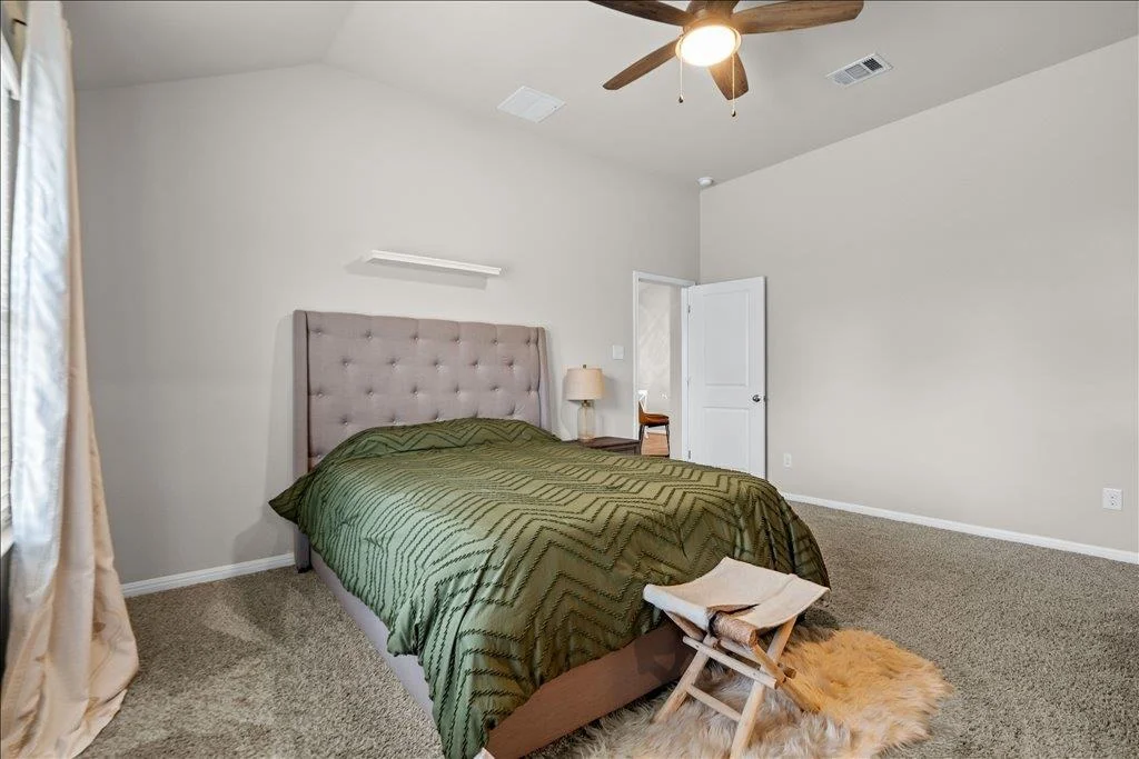 Photo of 17004 Lathrop Ave