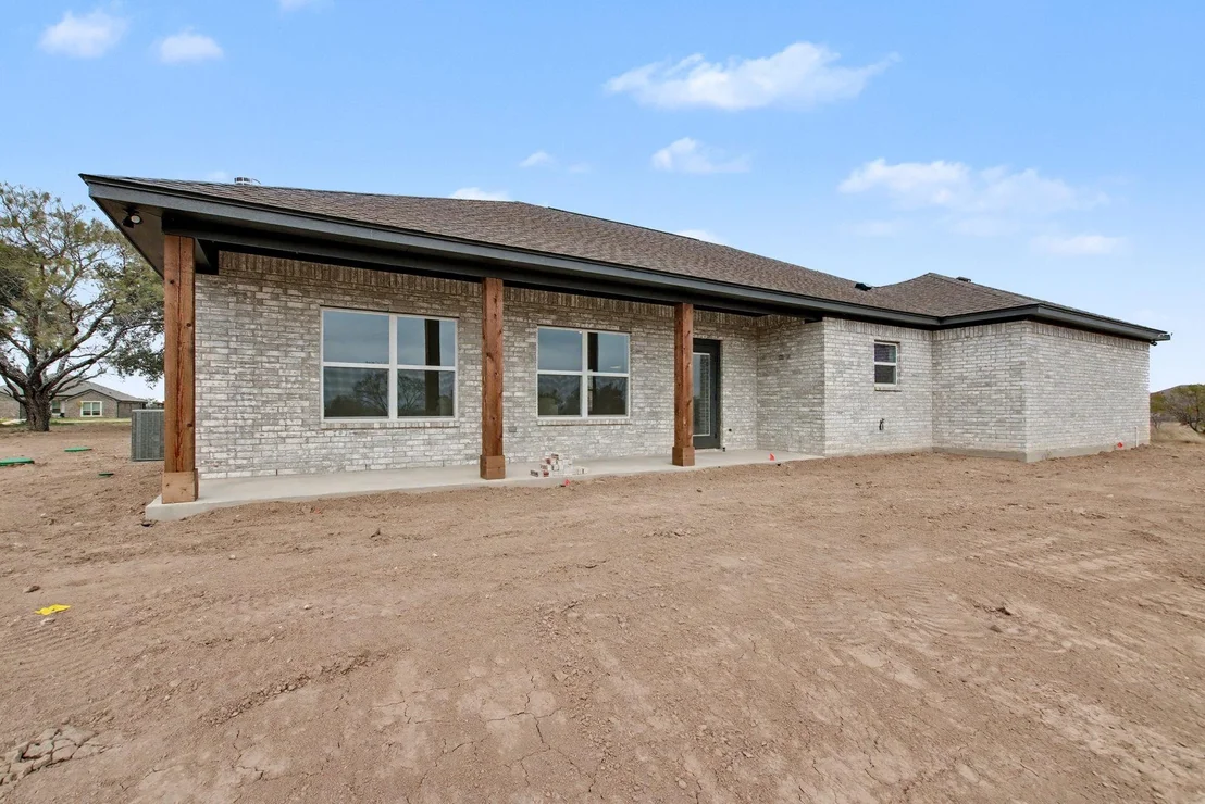 Photo of 425 County Road 3152