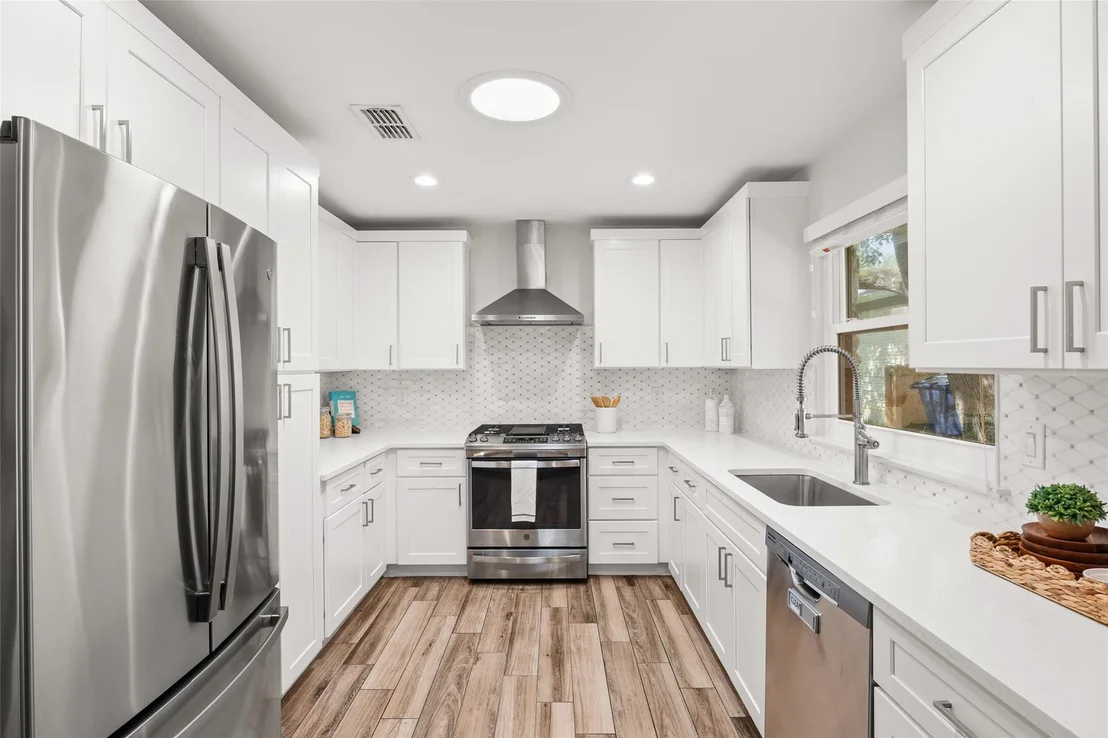 Photo of 5006 Trail West DR