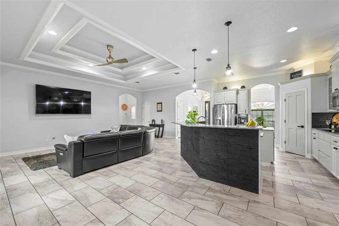 Photo of 4906 Deerwood LOOP