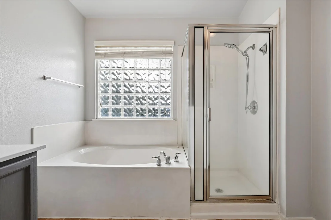 Photo of 1001 Monadale TRL