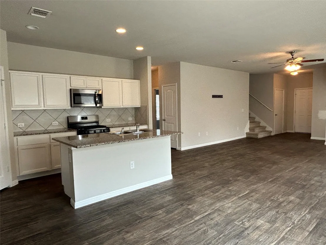 Photo of 3501 Blazeby DR