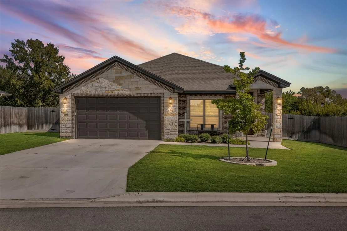 Photo of 707 Eagle Pass DR