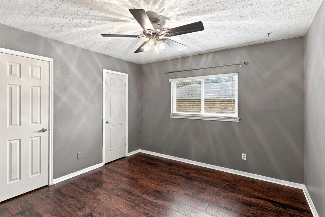 Photo of 1509 Quail Run RD