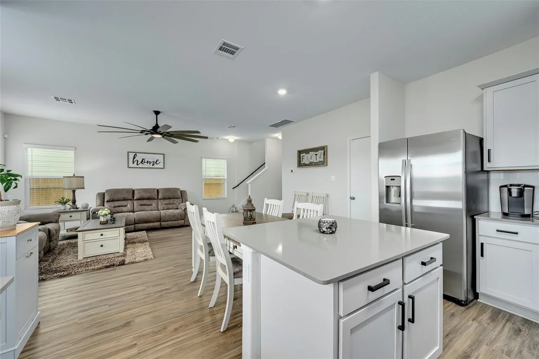 Photo of 213 Bronco Billy DR