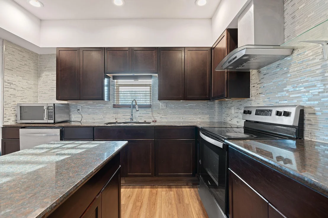 Photo of 120 Sunflower RD