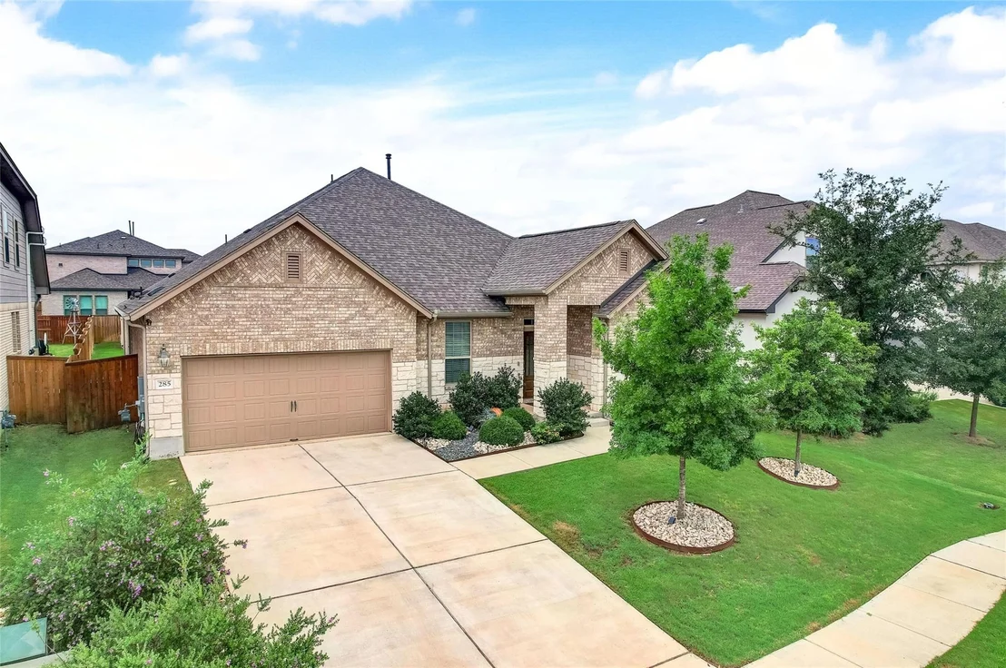 Photo of 285 Coyote Creek WAY