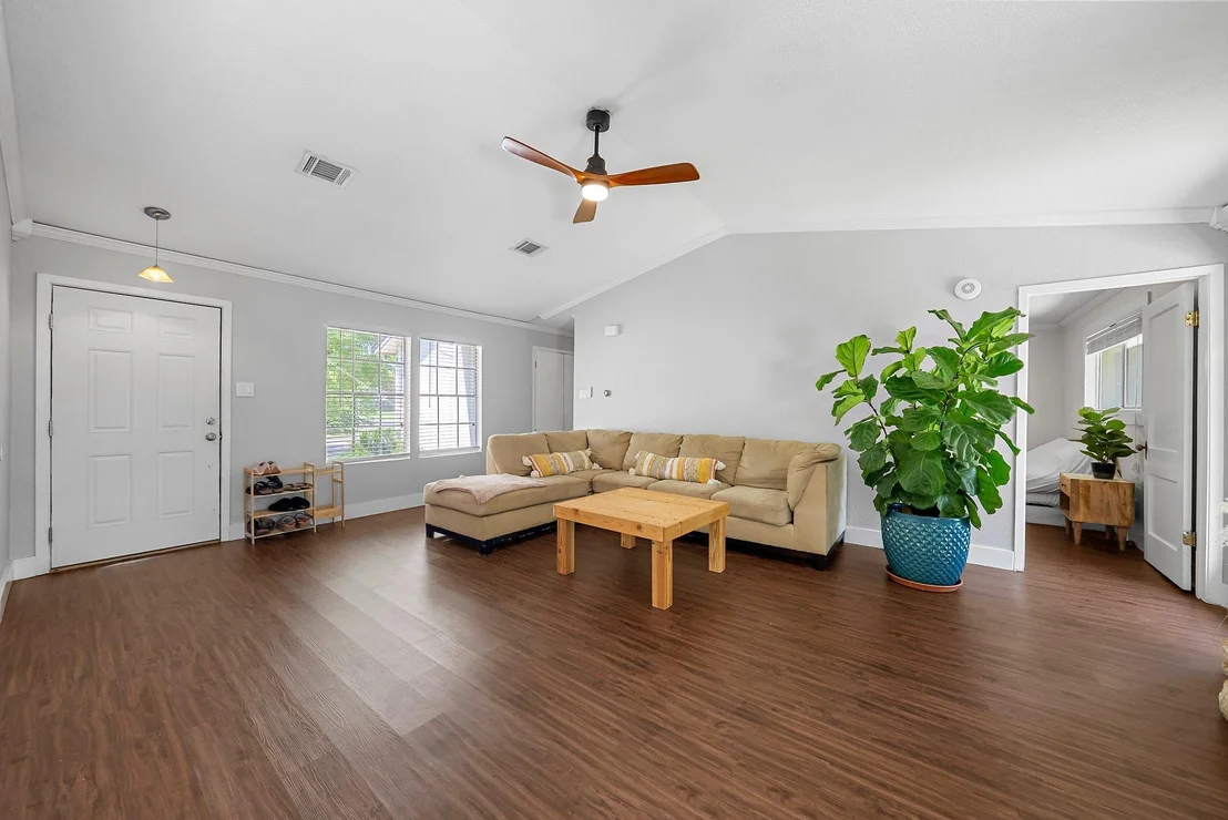 Photo of 3212 Darnell DR