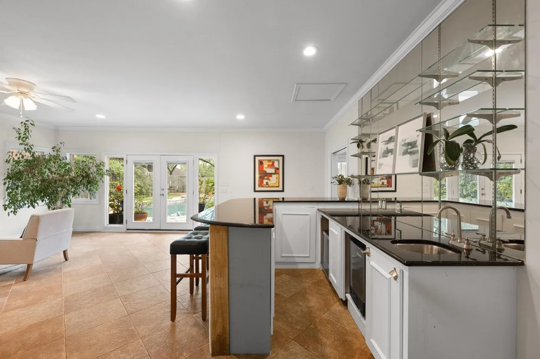 Photo of 10401 Pinehurst DR