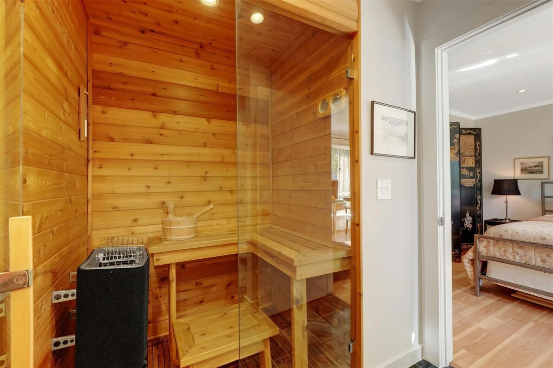 Photo of 1302 Berkshire DR