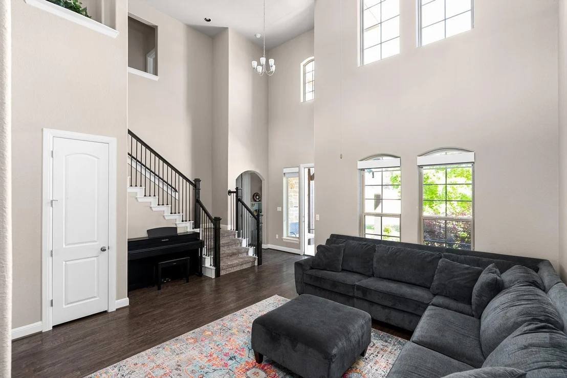 Photo of 397 Arapaho DR