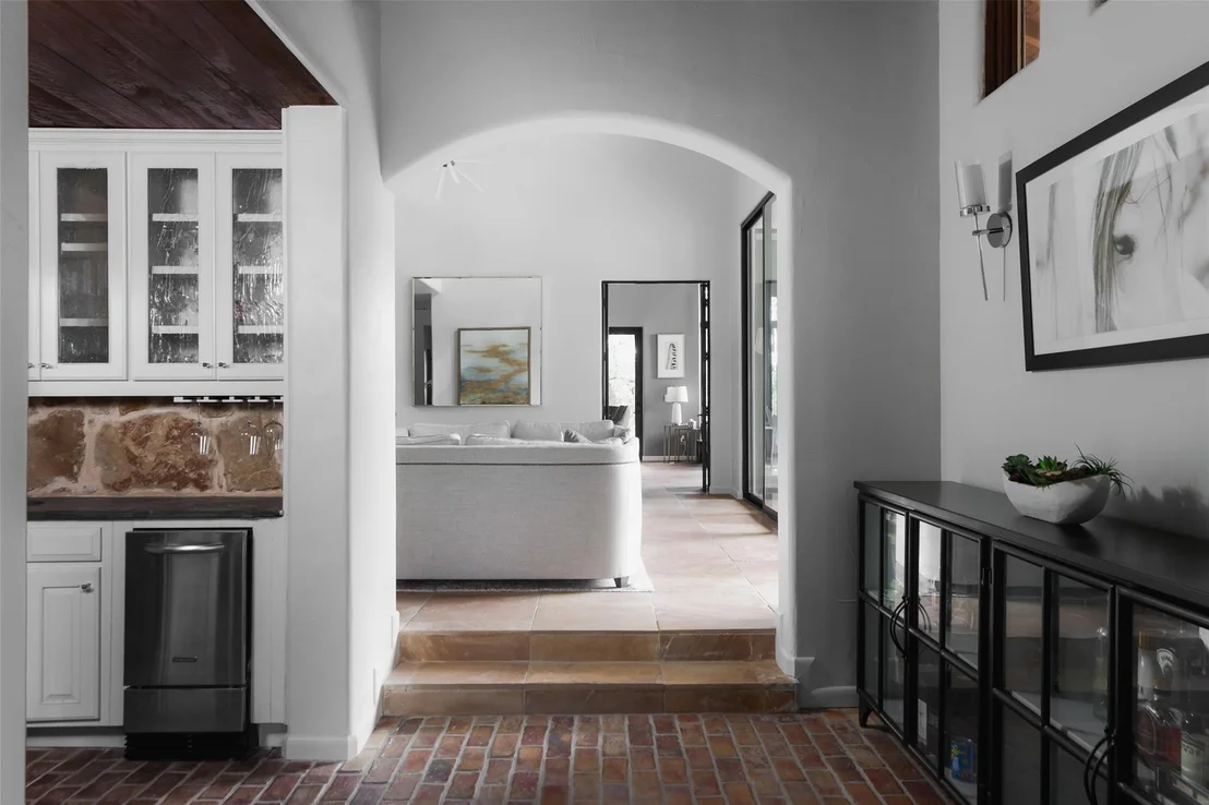 Photo of 201 Costa Bella DR