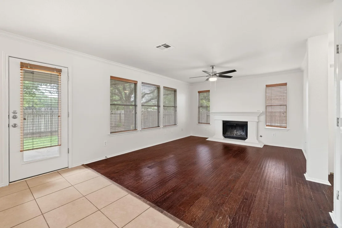 Photo of 725 Leann LN