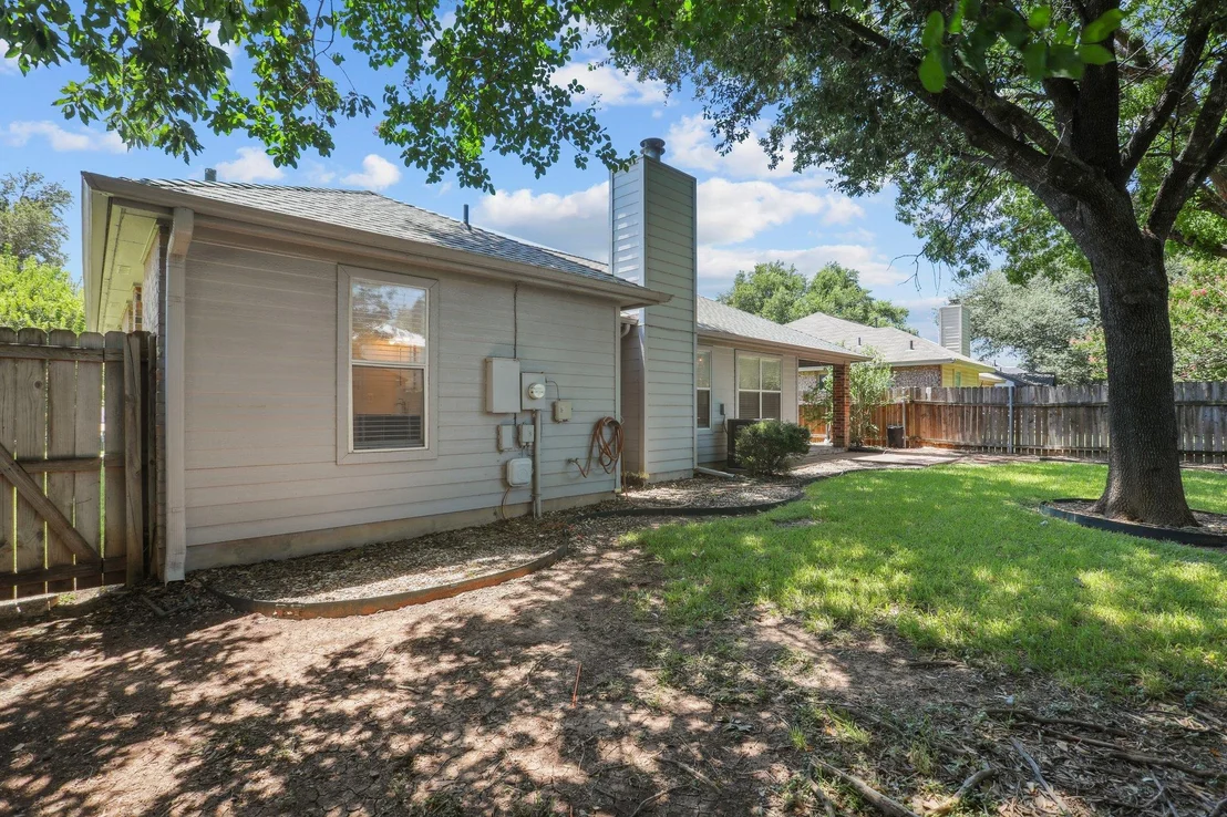 Photo of 2310 Sycamore TRL
