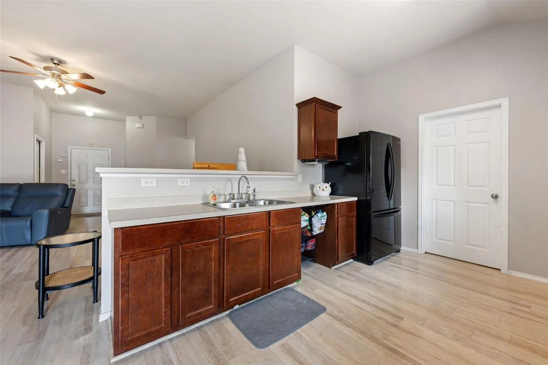 Photo of 144 Calcite LN