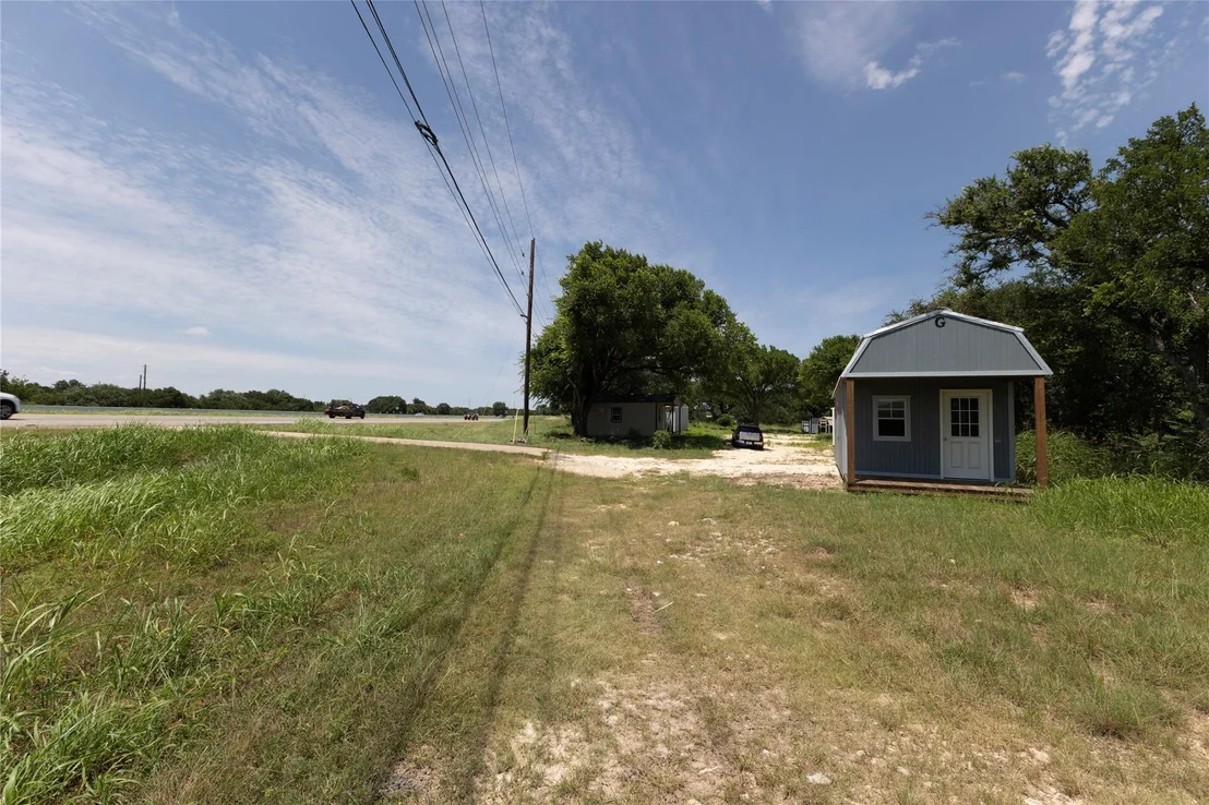 Photo of 16980 State Highway 195