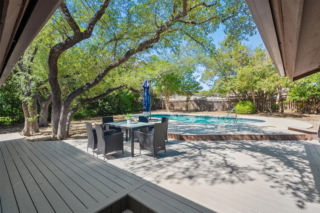 Photo of 111 Blue Jay DR