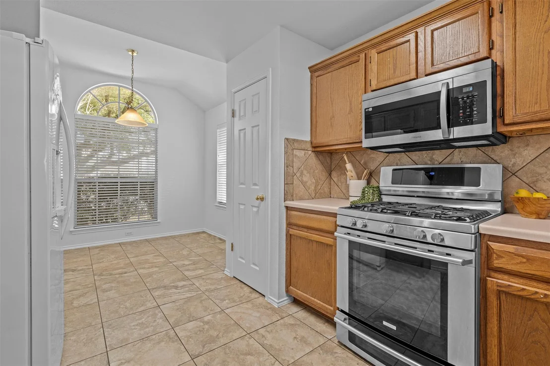 Photo of 13533 Albania WAY