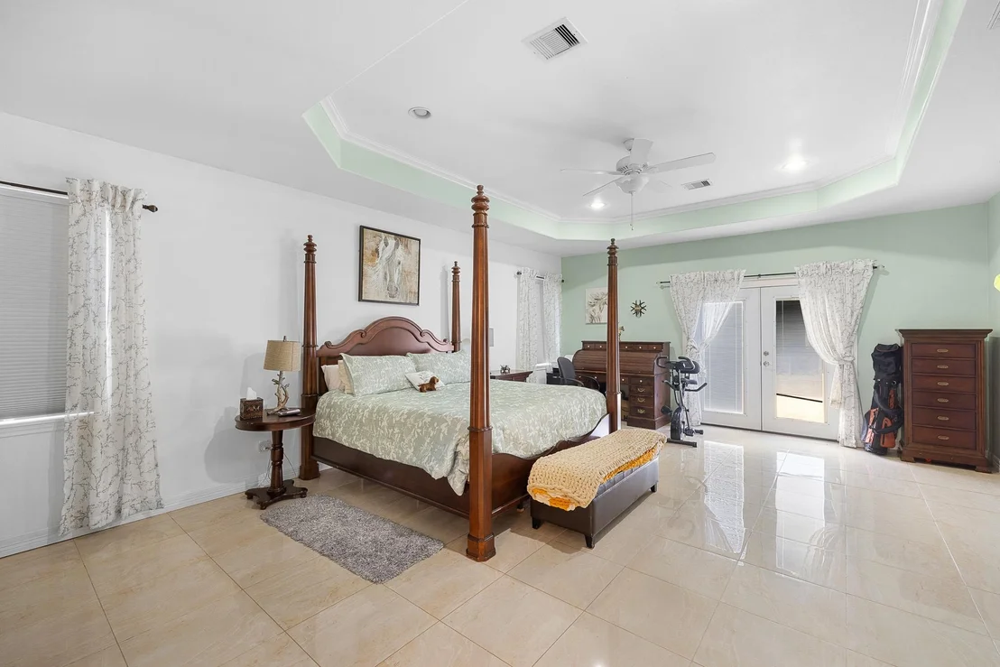 Photo of 1102 Private Road 2332