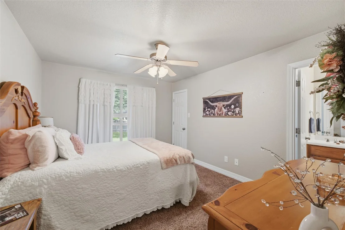 Photo of 302 Wrought Iron DR