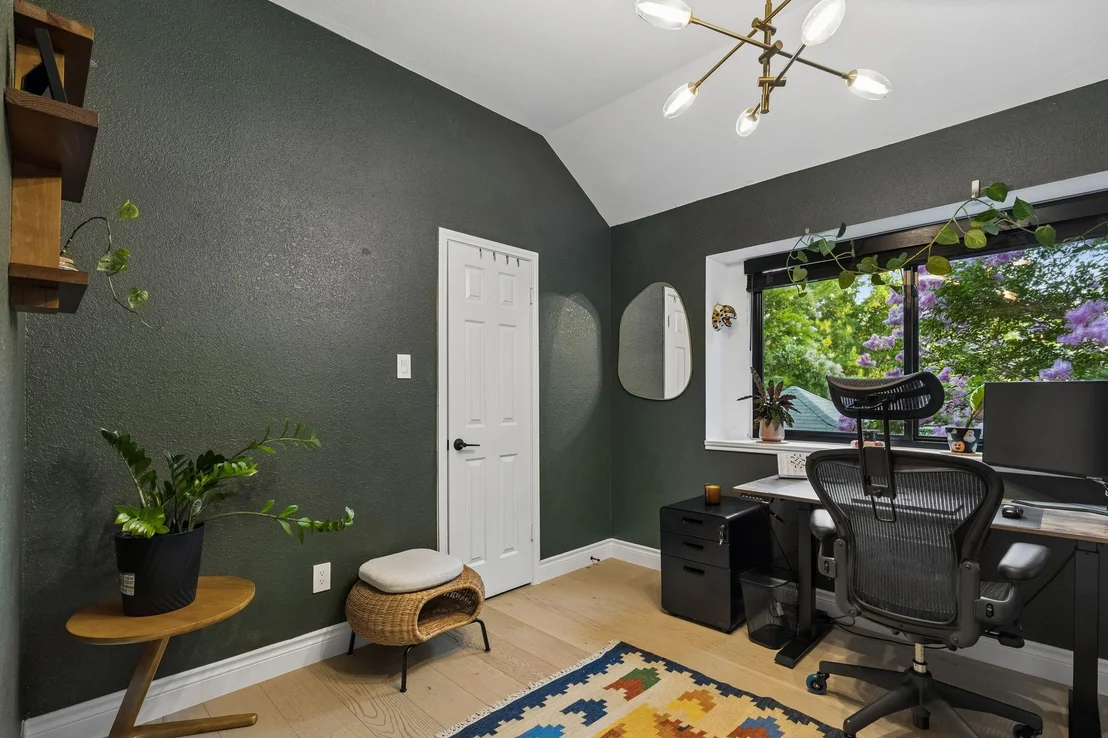 Photo of 15708 Monona CV