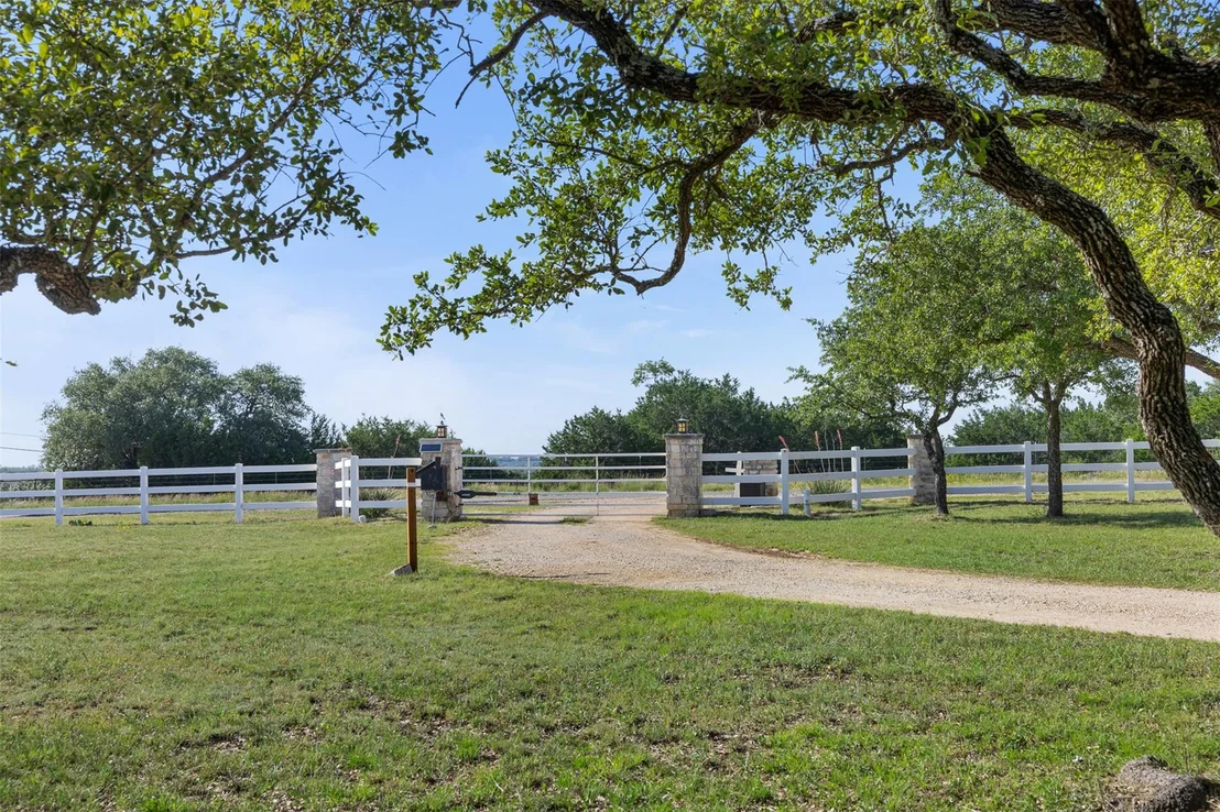 Photo of 3340 Briggs RD