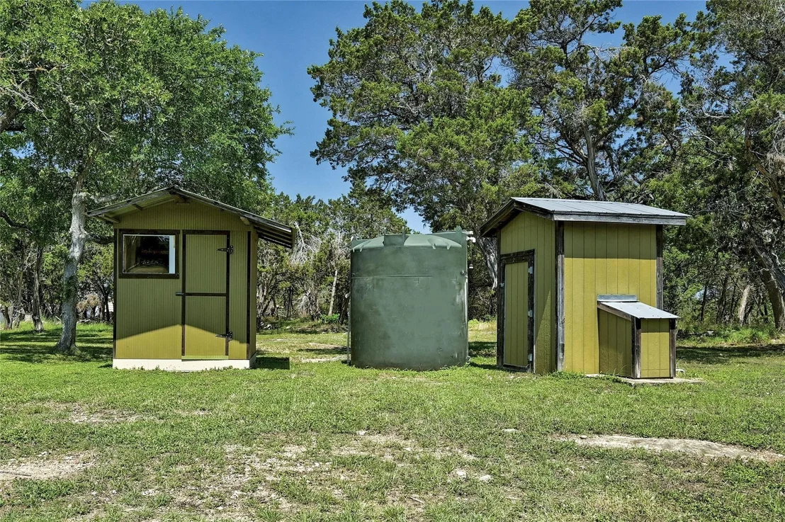 Photo of 1255 Rolling Oaks DR